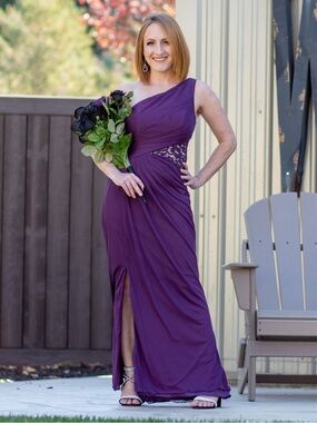 Elegant One-Shoulder Purple Evening Dress with Lace Side